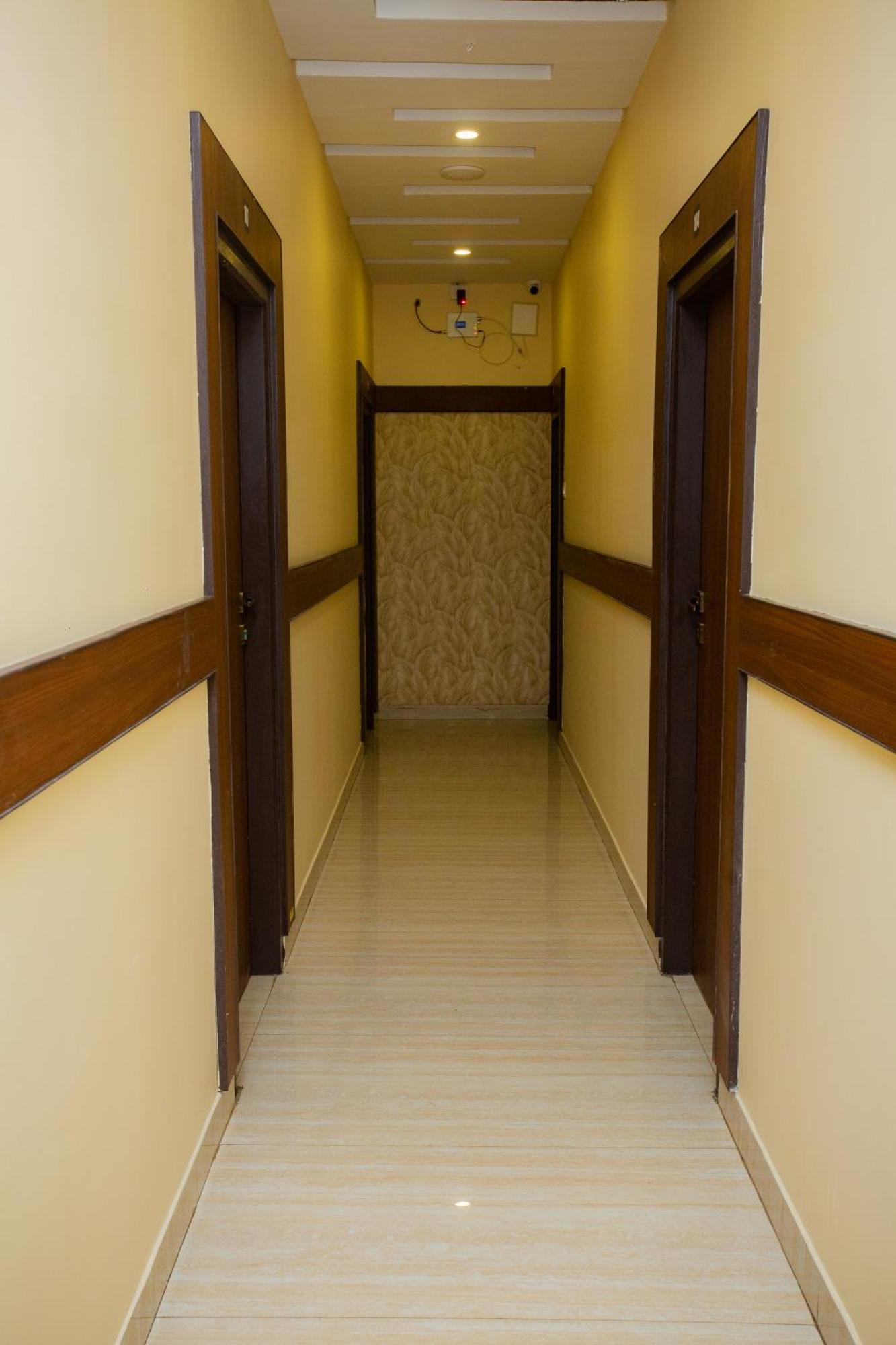 The Park Avenue Hotel - Business Class Hotel Near Central Railway Station Chennai Periyamet Exterior foto