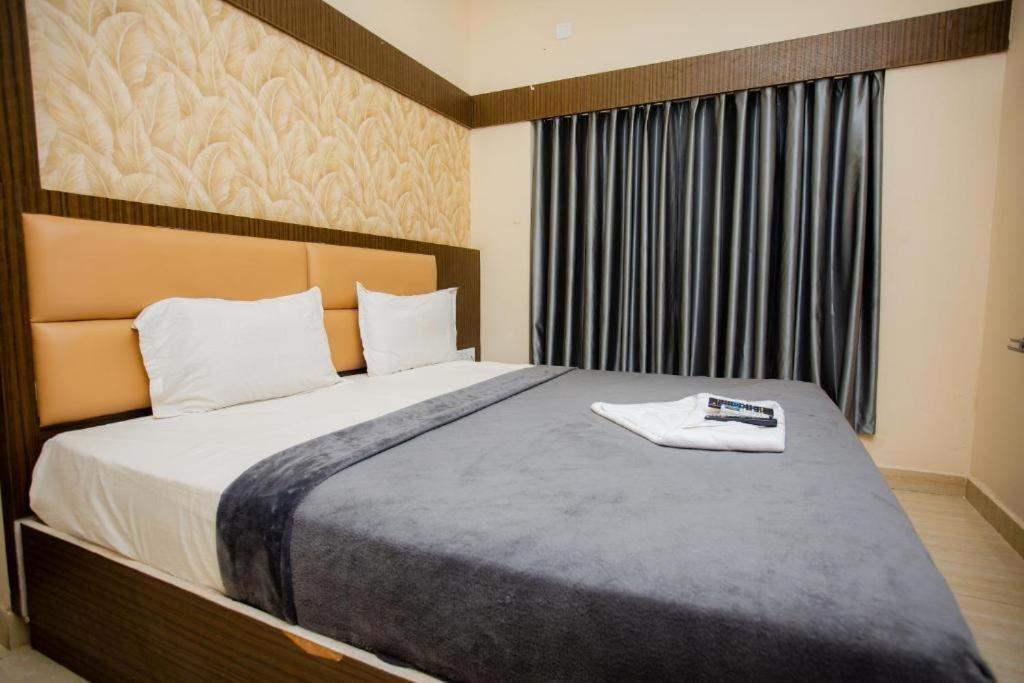 The Park Avenue Hotel - Business Class Hotel Near Central Railway Station Chennai Periyamet Exterior foto